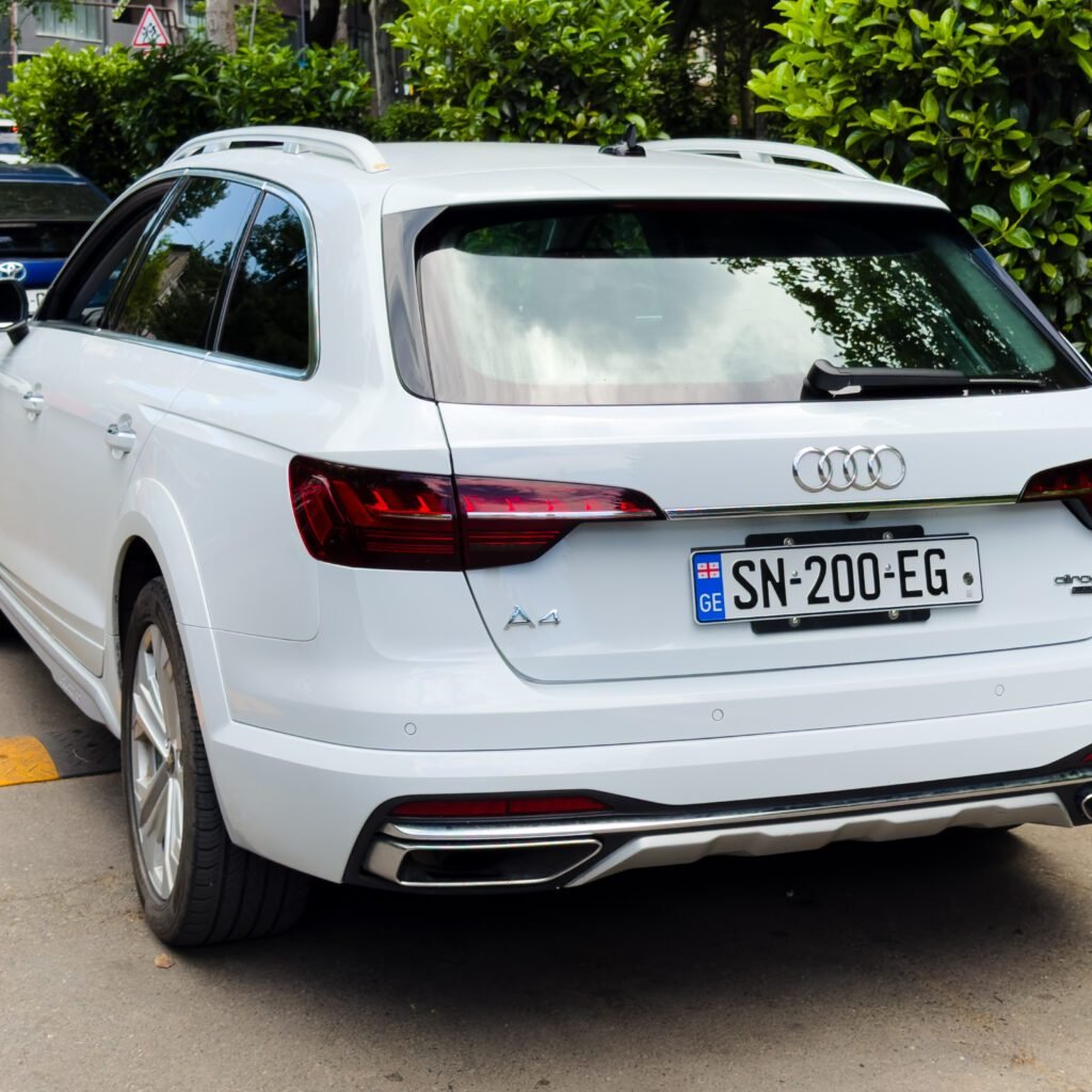 VIP трансфер по Грузии: Audi A4 Allroad 2022 — премиум путешествия - фото 4 VIP трансфер по Грузии: Audi A4 Allroad 2022 — премиум путешествия - фото 4