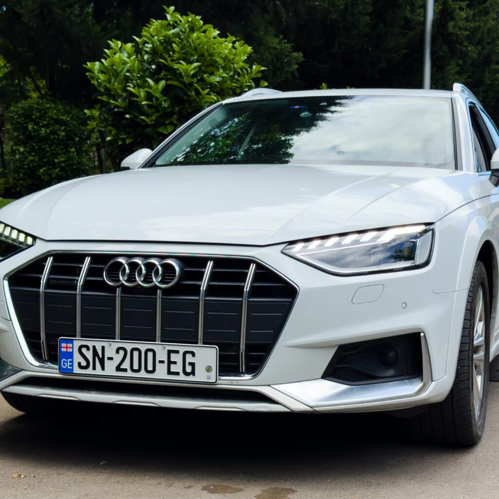 VIP трансфер по Грузии: Audi A4 Allroad 2022 — премиум путешествия - фото 1 VIP трансфер по Грузии: Audi A4 Allroad 2022 — премиум путешествия - фото 1