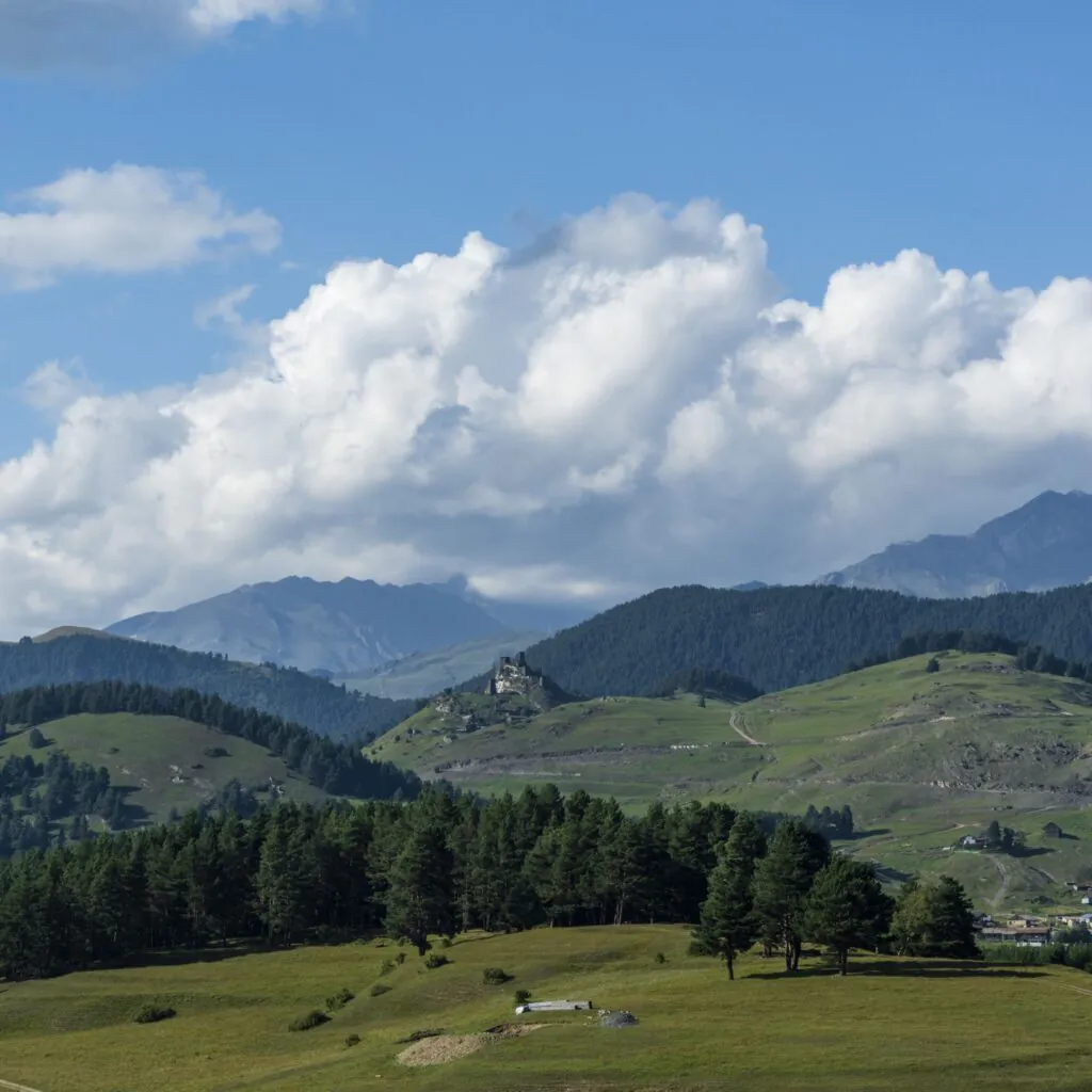 Omalo, Dartlo, Shenako: Tusheti Villages Differences - Which One Should You Actually Visit - фото 6 Omalo, Dartlo, Shenako: Tusheti Villages Differences - Which One Should You Actually Visit - фото 6