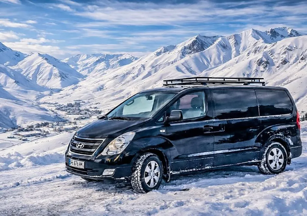 Hyundai H1 - аренда минивэна в Грузии - фото 3 Hyundai H1 - аренда минивэна в Грузии - фото 3