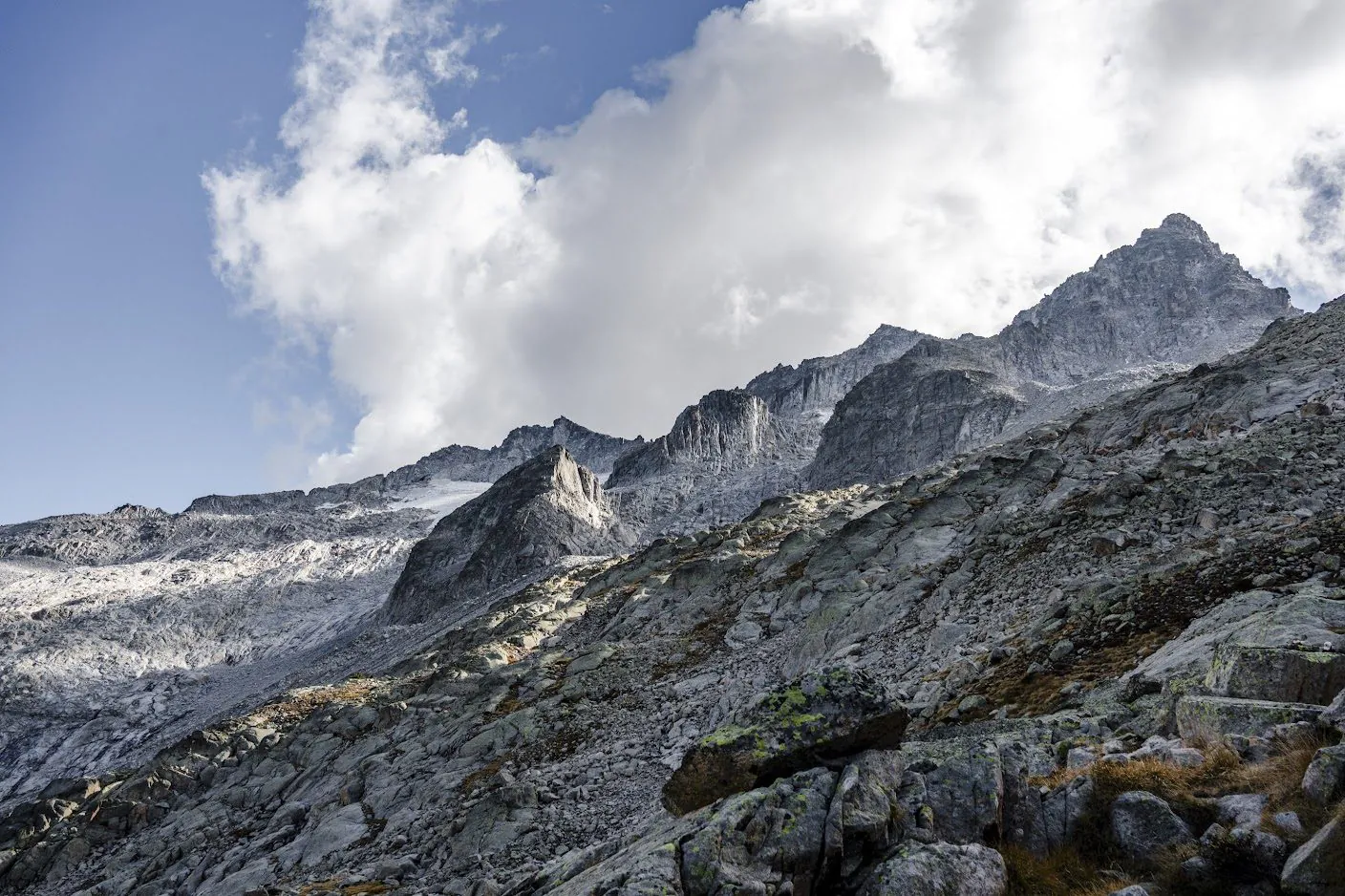 Pyrenees: A Week-Long Hiking Trip - фото 1