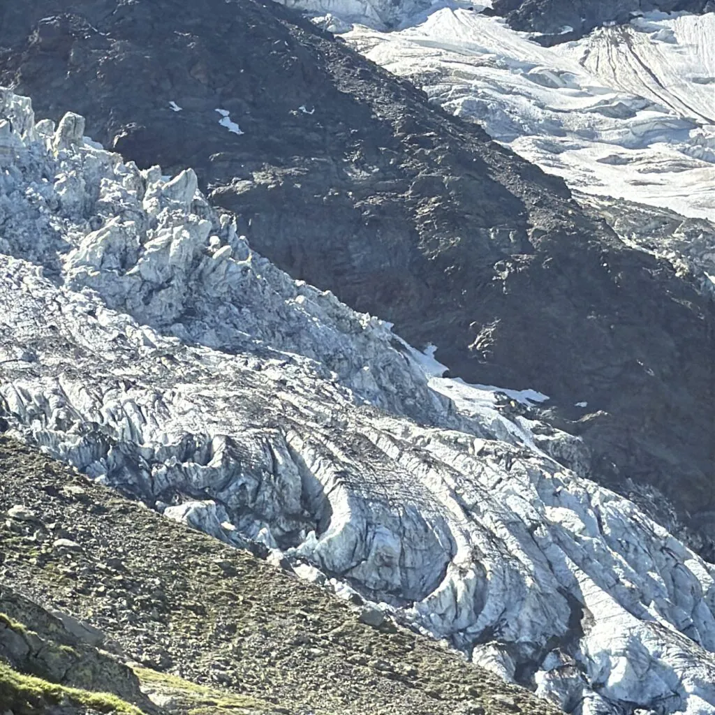 How Much Does It Cost to Climb Mont Blanc: A Budget Breakdown - фото 1 How Much Does It Cost to Climb Mont Blanc: A Budget Breakdown - фото 1